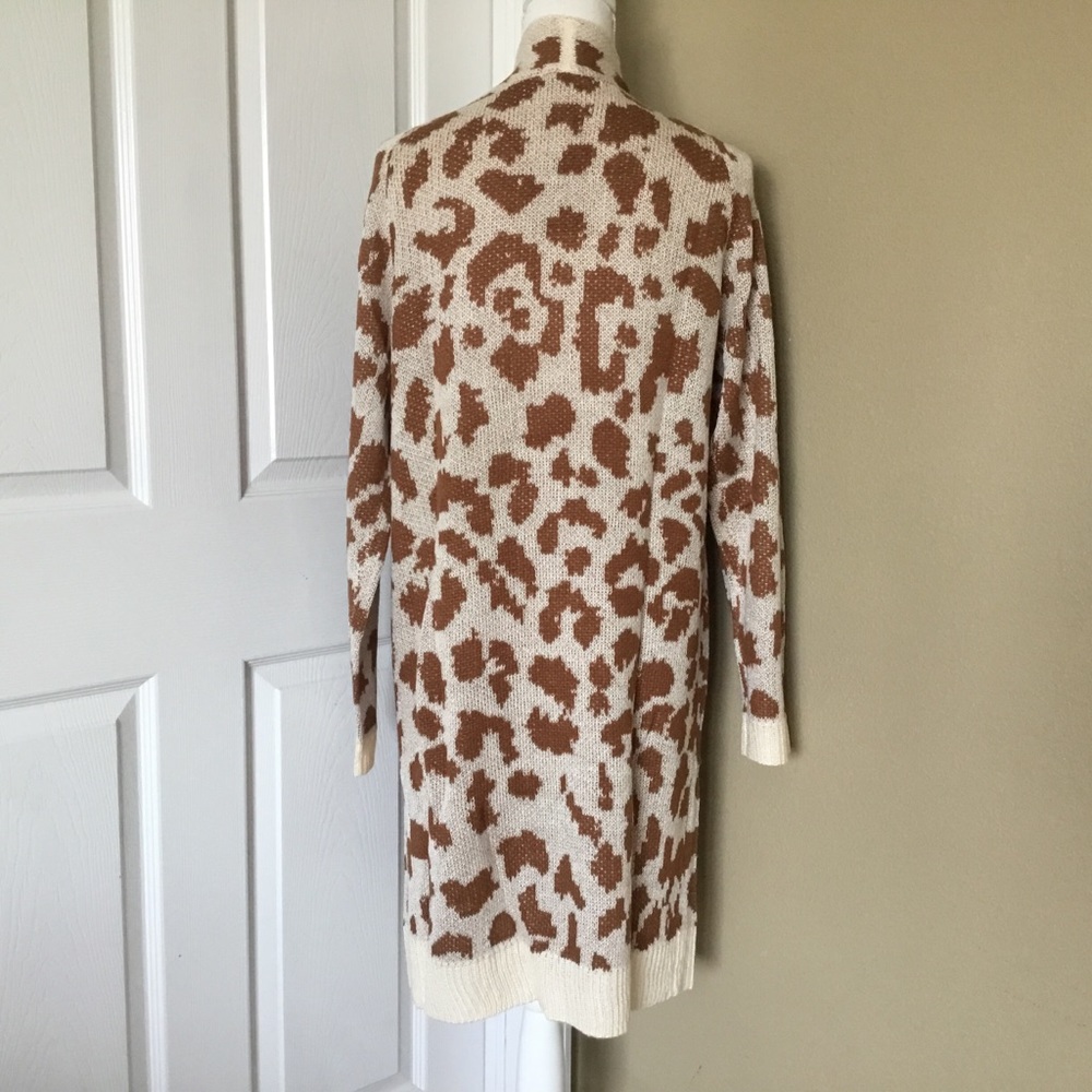 Leopard Print Open Front Cardigan - Picture 4 of 5